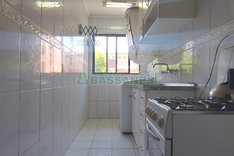 Apto Mobiliado com 44m², 1 dormitório, 1 vaga, no bairro Centro em Caxias do Sul para Alugar
