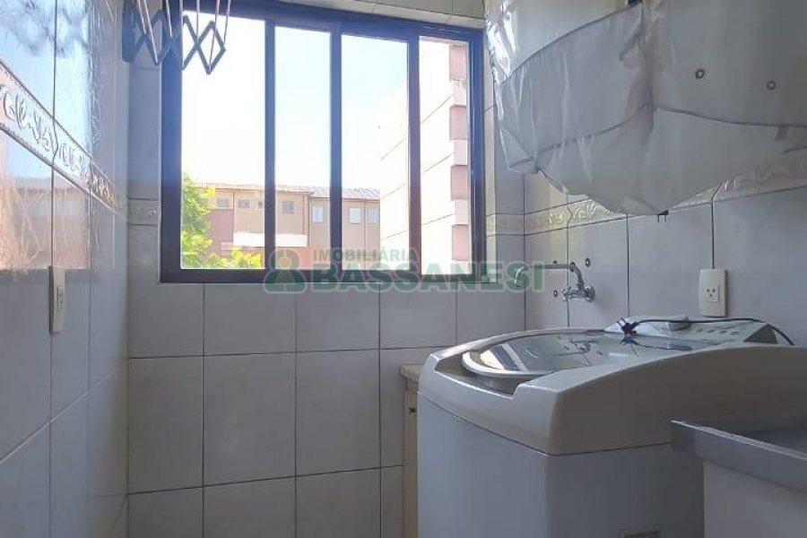 Apto Mobiliado com 44m², 1 dormitório, 1 vaga, no bairro Centro em Caxias do Sul para Alugar