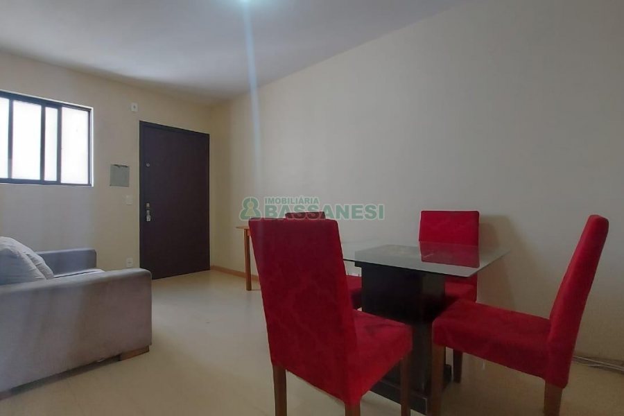 Apto Mobiliado com 44m², 1 dormitório, 1 vaga, no bairro Centro em Caxias do Sul para Alugar