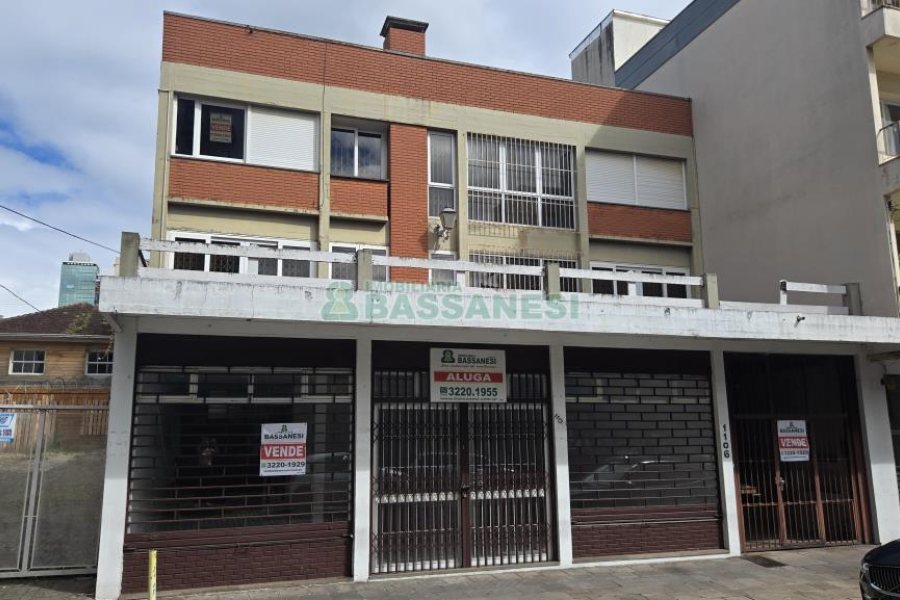 Predio com 539m², 4 vagas, no bairro Centro em Caxias do Sul para Comprar