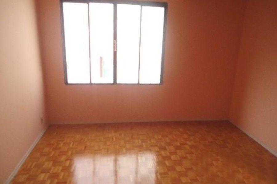 Apartamento com 70m², 2 dormitórios, no bairro São Pelegrino em Caxias do Sul para Alugar