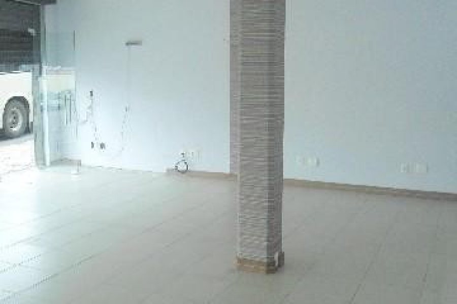 Loja com 65m², no bairro Rio Branco em Caxias do Sul para Alugar