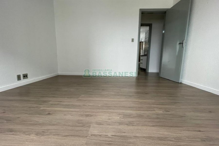 Apartamento com 100m², 2 dormitórios, 1 vaga, no bairro Cristo Redentor em Caxias do Sul para Alugar