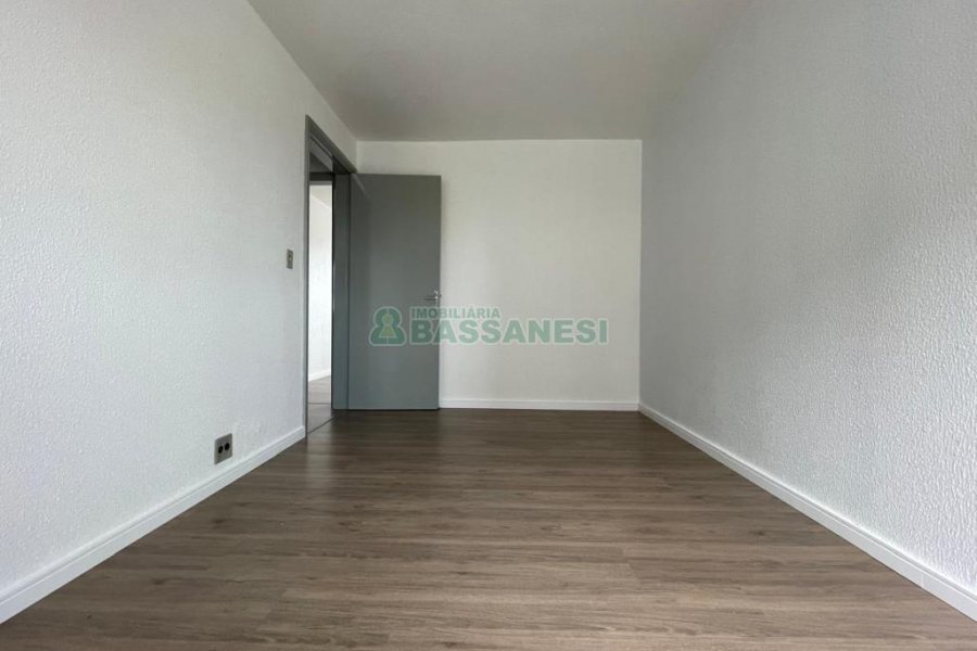 Apartamento com 100m², 2 dormitórios, 1 vaga, no bairro Cristo Redentor em Caxias do Sul para Alugar