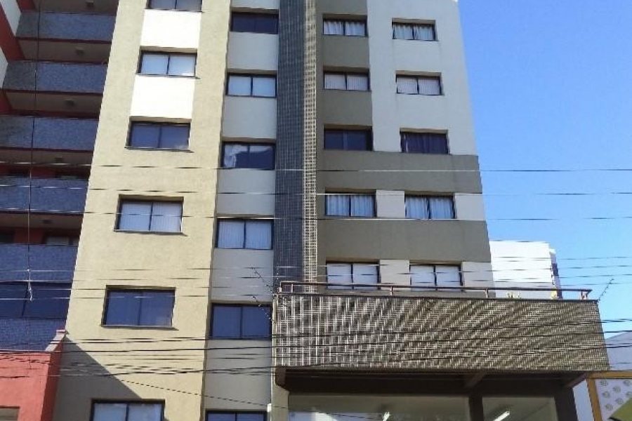 Kitinete com 51m², 1 dormitório, no bairro Centro em Caxias do Sul para Comprar