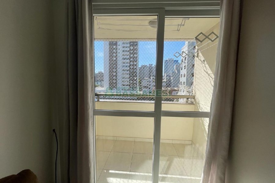 Apto Mobiliado com 34m², 1 dormitório, 1 vaga, no bairro São Pelegrino em Caxias do Sul para Comprar