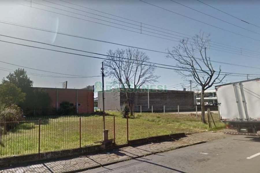Terreno com 437m², no bairro São José em Caxias do Sul para Alugar ou Comprar