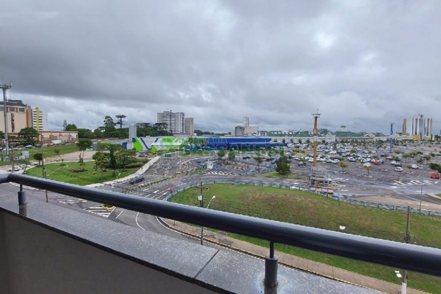 Apto Mobiliado com 58m², 1 dormitório, 1 vaga, no bairro Villagio Iguatemi em Caxias do Sul para Alugar