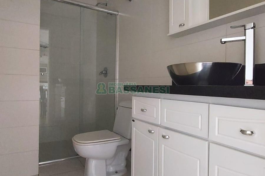 Apto Mobiliado com 58m², 1 dormitório, 1 vaga, no bairro Villagio Iguatemi em Caxias do Sul para Alugar