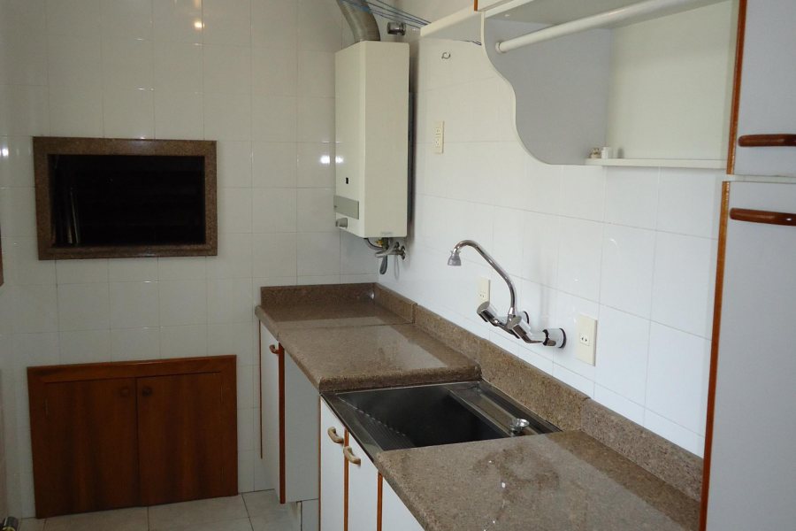 Apartamento com 79m², 2 dormitórios, 1 vaga, no bairro Centro em Caxias do Sul para Alugar