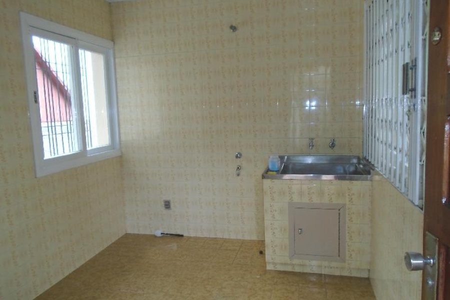 Casa Comercial com 280m², 3 dormitórios, no bairro Centro em Caxias do Sul para Alugar