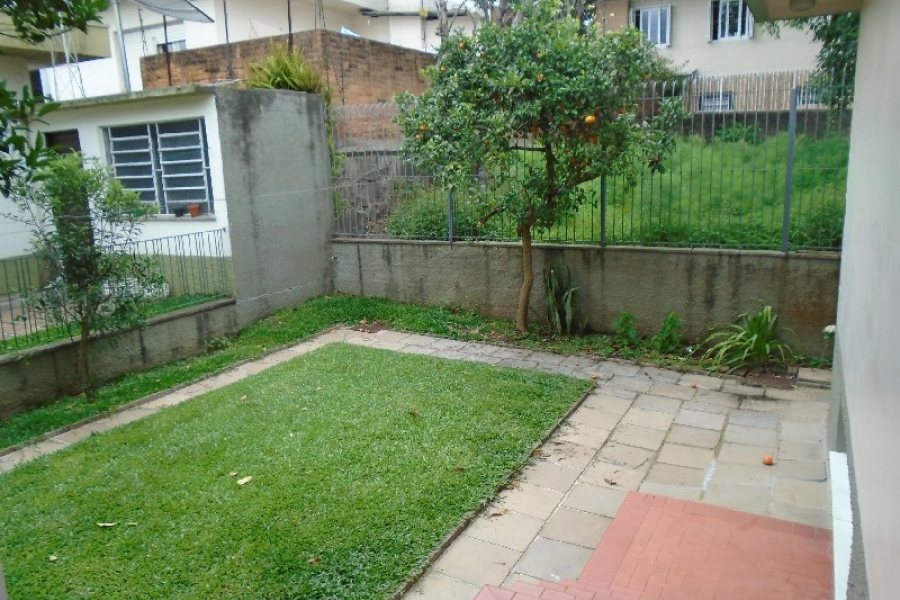 Casa Comercial com 280m², 3 dormitórios, no bairro Centro em Caxias do Sul para Alugar