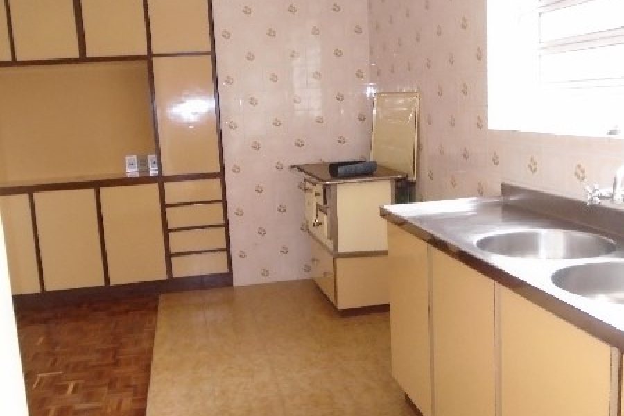 Casa Comercial com 280m², 3 dormitórios, no bairro Centro em Caxias do Sul para Alugar