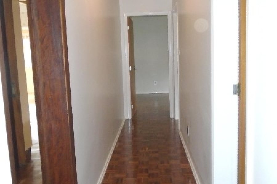 Casa Comercial com 280m², 3 dormitórios, no bairro Centro em Caxias do Sul para Alugar