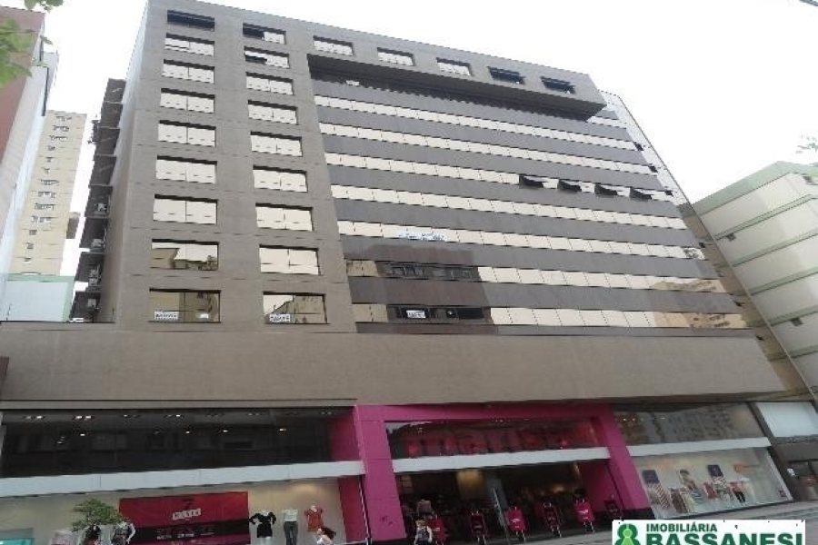 Sala com 80m², 1 vaga, no bairro Centro em Caxias do Sul para Alugar