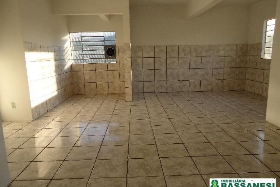Loja com 95m², 2 dormitórios, no bairro Santa Catarina em Caxias do Sul para Alugar