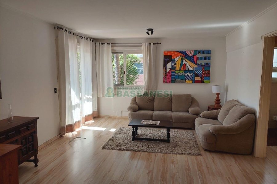 Apto Mobiliado com 171m², 3 dormitórios, 2 vagas, no bairro Centro em Caxias do Sul para Comprar