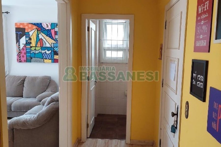 Apto Mobiliado com 171m², 3 dormitórios, 2 vagas, no bairro Centro em Caxias do Sul para Comprar