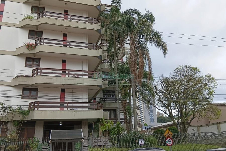 Apartamento com 171m², 3 dormitórios, 2 vagas, no bairro Centro em Caxias do Sul para Alugar ou Comprar
