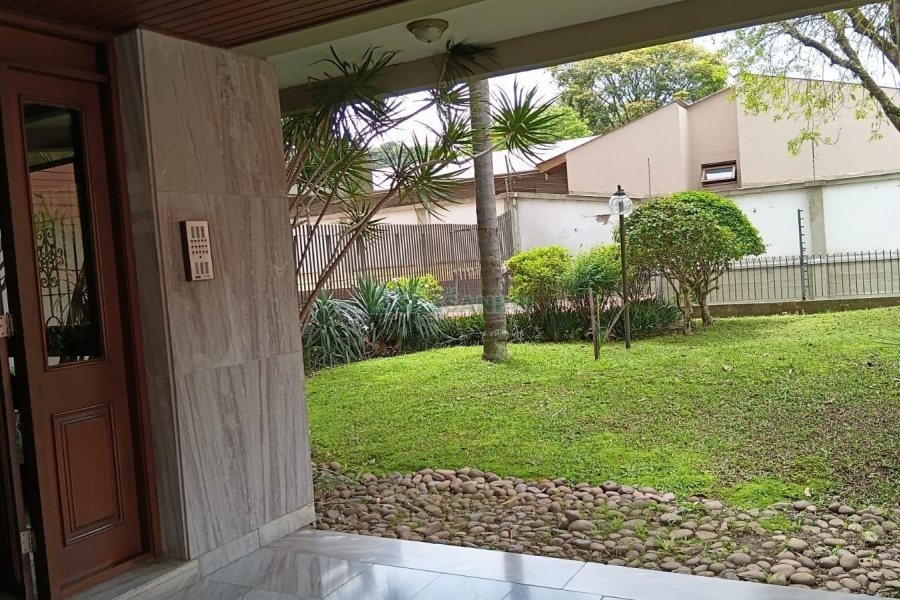 Apartamento com 171m², 3 dormitórios, 2 vagas, no bairro Centro em Caxias do Sul para Alugar ou Comprar