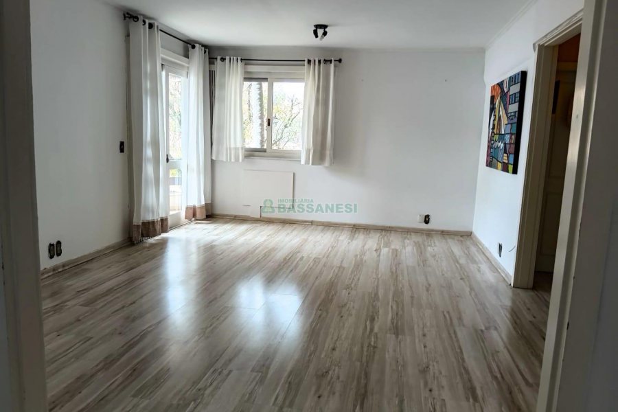 Apartamento com 171m², 3 dormitórios, 2 vagas, no bairro Centro em Caxias do Sul para Alugar ou Comprar
