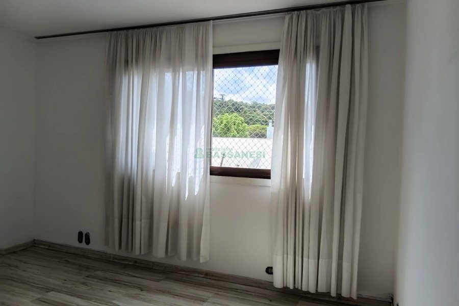 Apartamento com 171m², 3 dormitórios, 2 vagas, no bairro Centro em Caxias do Sul para Alugar ou Comprar