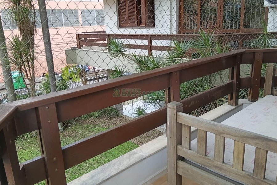 Apartamento com 171m², 3 dormitórios, 2 vagas, no bairro Centro em Caxias do Sul para Alugar ou Comprar