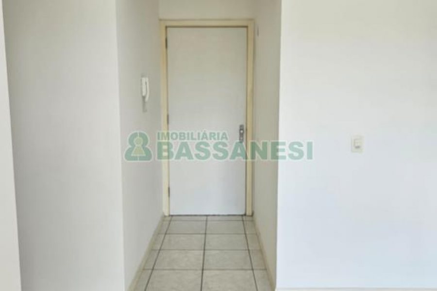Apartamento com 58m², 2 dormitórios, 1 vaga, no bairro Santa Catarina em Caxias do Sul para Alugar