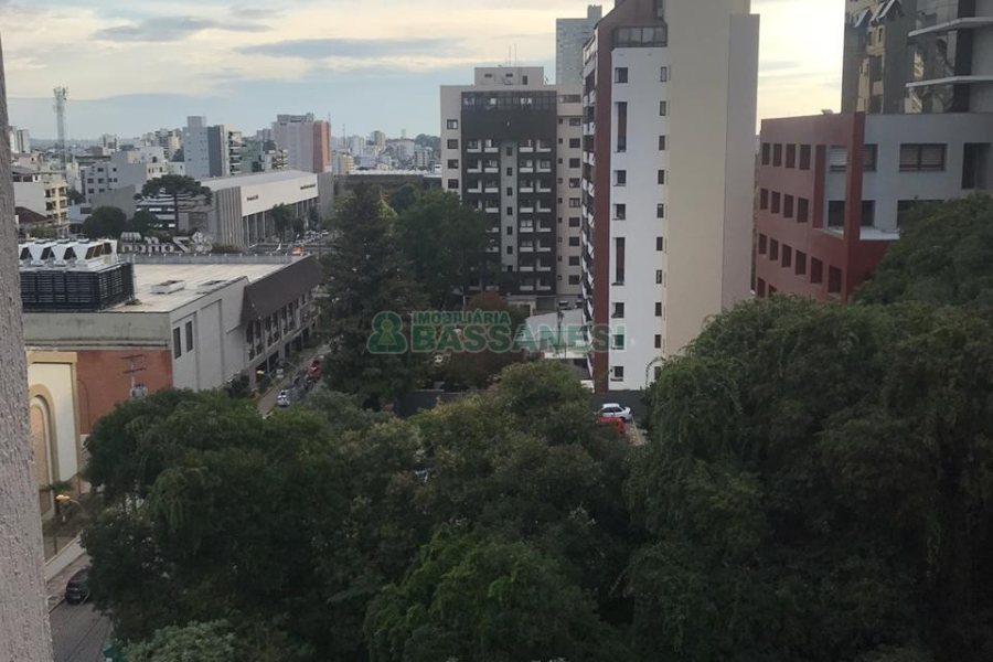 Apartamento com 44m², 1 dormitório, no bairro Centro em Caxias do Sul para Comprar