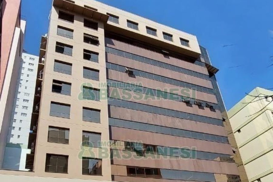 Sala com 61m², 1 vaga, no bairro Centro em Caxias do Sul para Alugar