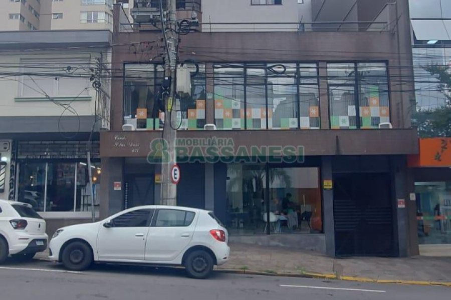 Apto Mobiliado com 55m², 1 dormitório, 1 vaga, no bairro Centro em Caxias do Sul para Alugar