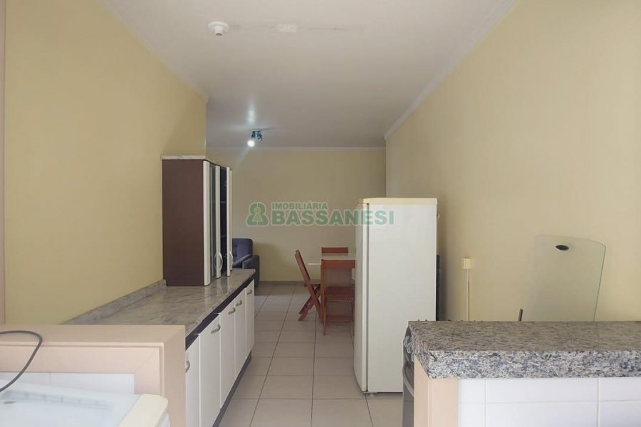 Apto Mobiliado com 55m², 1 dormitório, 1 vaga, no bairro Centro em Caxias do Sul para Alugar