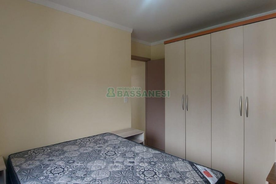 Apto Mobiliado com 55m², 1 dormitório, 1 vaga, no bairro Centro em Caxias do Sul para Alugar