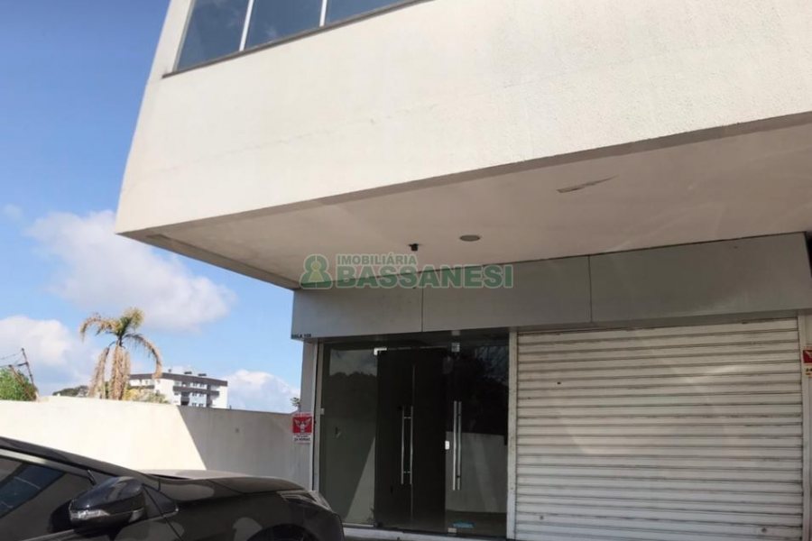Loja com 117m², no bairro Panazzolo em Caxias do Sul para Comprar