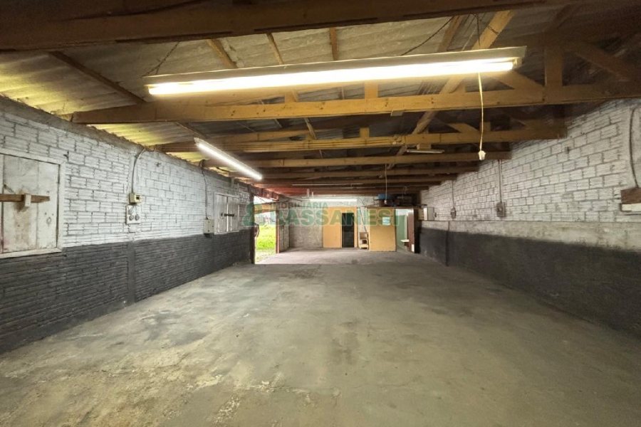 Pavilhão com 122m², no bairro Sagrada Família em Caxias do Sul para Alugar