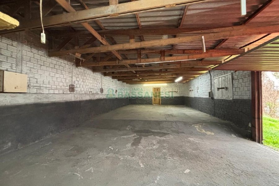 Pavilhão com 122m², no bairro Sagrada Família em Caxias do Sul para Alugar