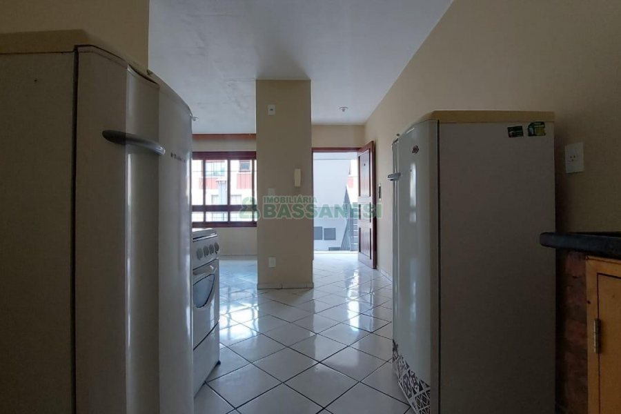 Apartamento com 30m², 1 dormitório, 1 vaga, no bairro Petrópolis em Caxias do Sul para Alugar
