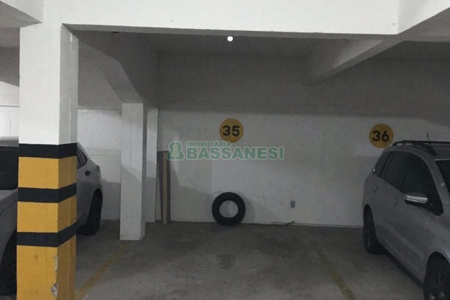 Sala com 49m², 1 vaga, no bairro Centro em Caxias do Sul para Comprar