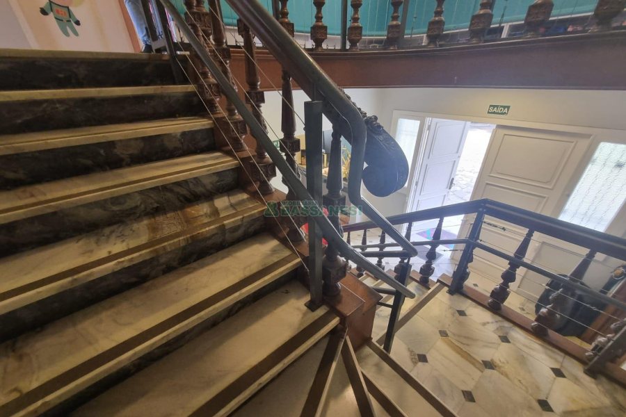 Casa Comercial com 530m², no bairro Petrópolis em Caxias do Sul para Alugar