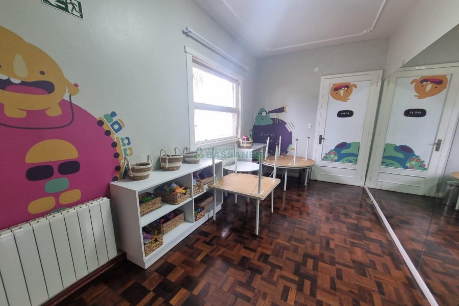 Casa Comercial com 530m², no bairro Petrópolis em Caxias do Sul para Alugar