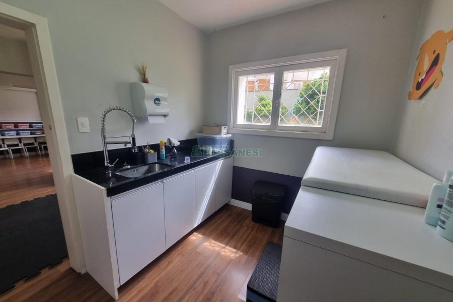 Casa Comercial com 530m², no bairro Petrópolis em Caxias do Sul para Alugar