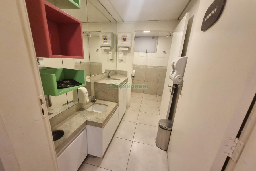 Casa Comercial com 530m², no bairro Petrópolis em Caxias do Sul para Alugar