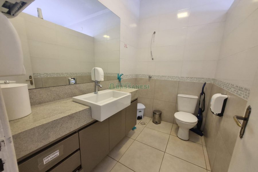 Casa Comercial com 530m², no bairro Petrópolis em Caxias do Sul para Alugar