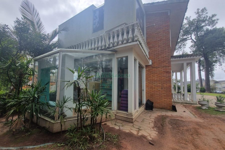 Casa Comercial com 530m², no bairro Petrópolis em Caxias do Sul para Alugar