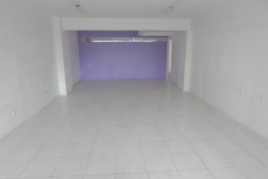 Sala com 293m², no bairro Centro em Caxias do Sul para Alugar ou Comprar