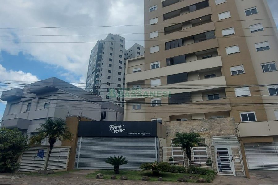 Apartamento com 58m², 1 dormitório, 1 vaga, no bairro Sagrada Família em Caxias do Sul para Alugar