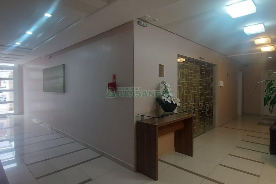 Apartamento com 58m², 1 dormitório, 1 vaga, no bairro Sagrada Família em Caxias do Sul para Alugar