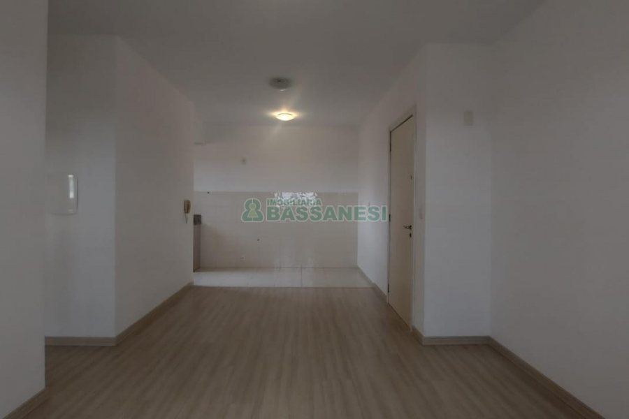 Apartamento com 58m², 1 dormitório, 1 vaga, no bairro Sagrada Família em Caxias do Sul para Alugar