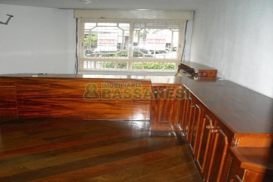 Apto Mobiliado com 148m², 2 dormitórios, 2 vagas, no bairro Centro em Caxias do Sul para Comprar