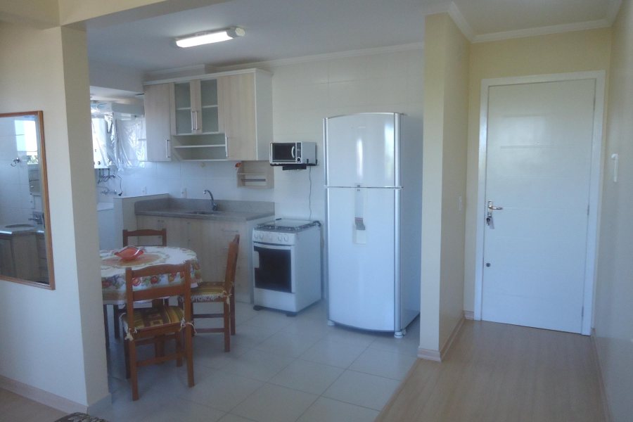 Apto Mobiliado com 52m², 1 dormitório, 1 vaga, no bairro Lourdes em Caxias do Sul para Comprar